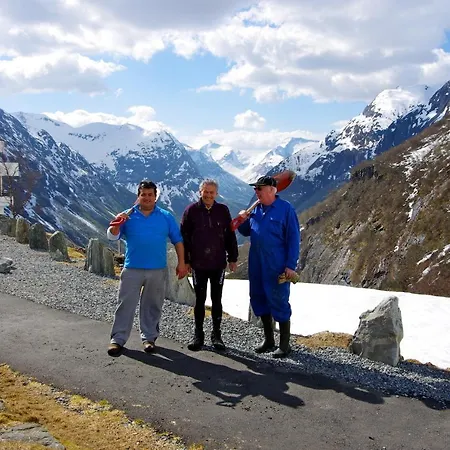 维德塞特酒店 3* 耶勒